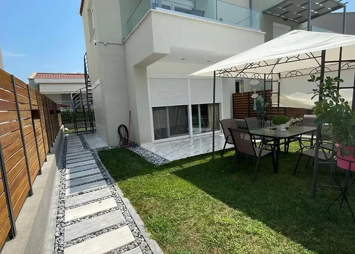 Chara\'S House