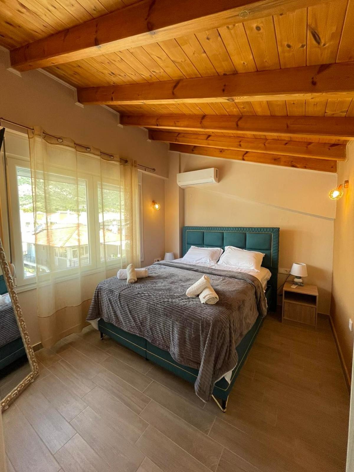 Chara's House Apartment *